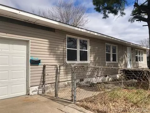 2643 E Haskell St, Tulsa, OK 74110 photo 1