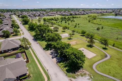 20213 E 33rd Pl S, Broken Arrow, OK 74014 photo 44