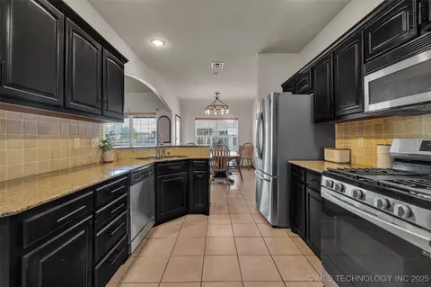 20213 E 33rd Pl S, Broken Arrow, OK 74014 photo 19