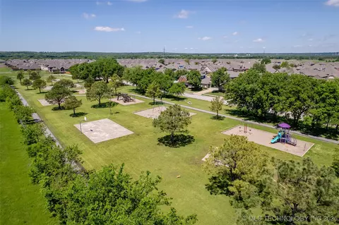 20213 E 33rd Pl S, Broken Arrow, OK 74014 photo 3