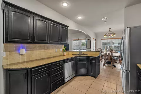 20213 E 33rd Pl S, Broken Arrow, OK 74014 photo 18