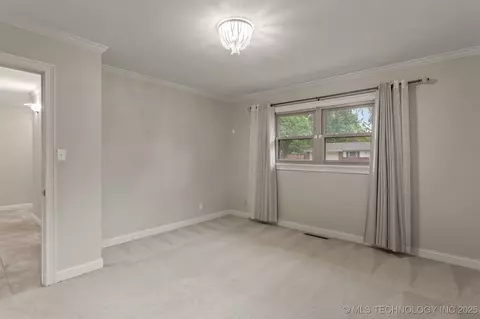 1706 E 59th Pl, Tulsa, OK 74105 photo 36