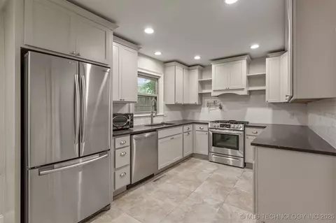 1706 E 59th Pl, Tulsa, OK 74105 photo 20