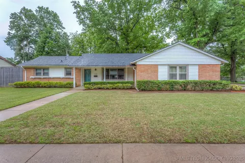 1706 E 59th Pl, Tulsa, OK 74105