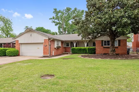 4349 E 57th St, Tulsa, OK 74135 photo 2