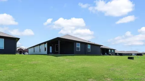 1908 E Urbana St, Broken Arrow, OK 74012 photo 11