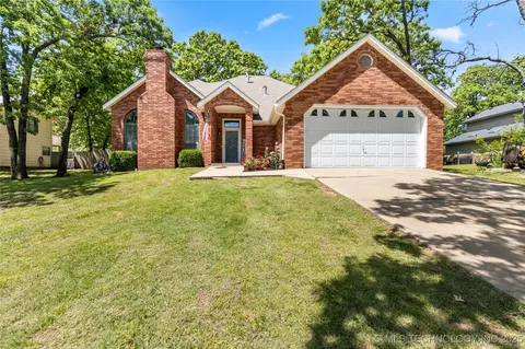 11910 S 266th East Ave, Coweta, OK 74429