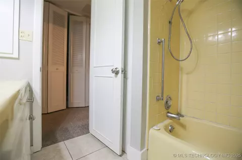 5518 E 46th Street 5518, Tulsa, OK 74135 photo 39