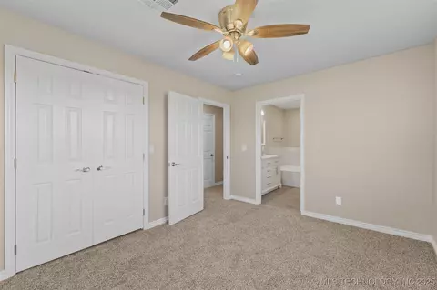 421 E Broadway, Byng, OK 74820 photo 22
