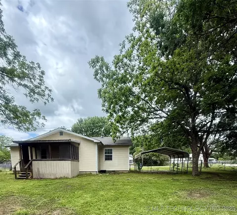 616 SW 1st St, Checotah, OK 74426 photo 23