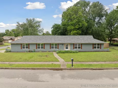 6806 E 74th St, Tulsa, OK 74133 photo 1