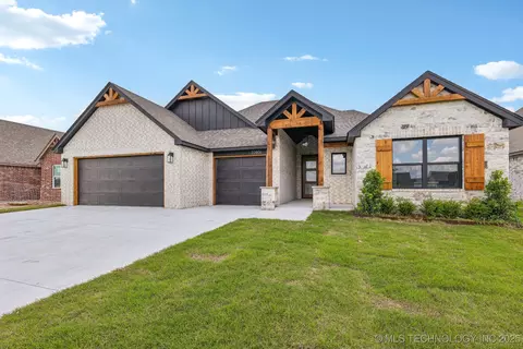 22806 E 106th Pl S, Broken Arrow, OK 74014 photo 2