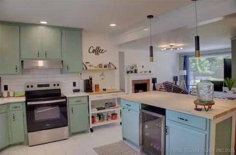 3732 E 3rd St, Tulsa, OK 74112 photo 17
