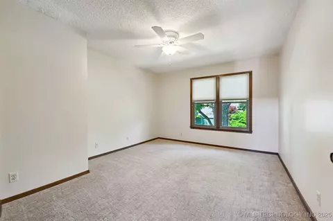 3805 E 64th Pl, Tulsa, OK 74136 photo 54