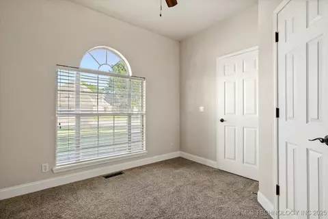 5320 E 94th St, Tulsa, OK 74137 photo 19
