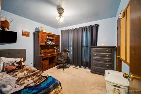 2504 El Paso St, Broken Arrow, OK 74014 photo 17