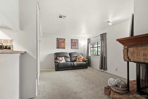 6374 S 80th East Avenue A, Tulsa, OK 74133 photo 4