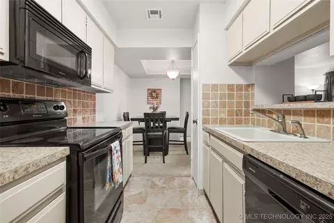 6374 S 80th East Avenue A, Tulsa, OK 74133 photo 11