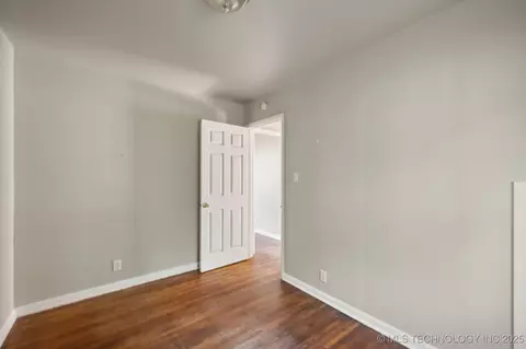 4272 E Young Pl, Tulsa, OK 74115 photo 8