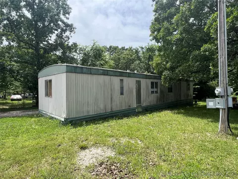 81118 S 4725 Rd, Stilwell, OK 74960