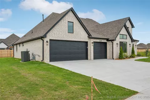 23079 E 106th Pl S, Broken Arrow, OK 74014 photo 3