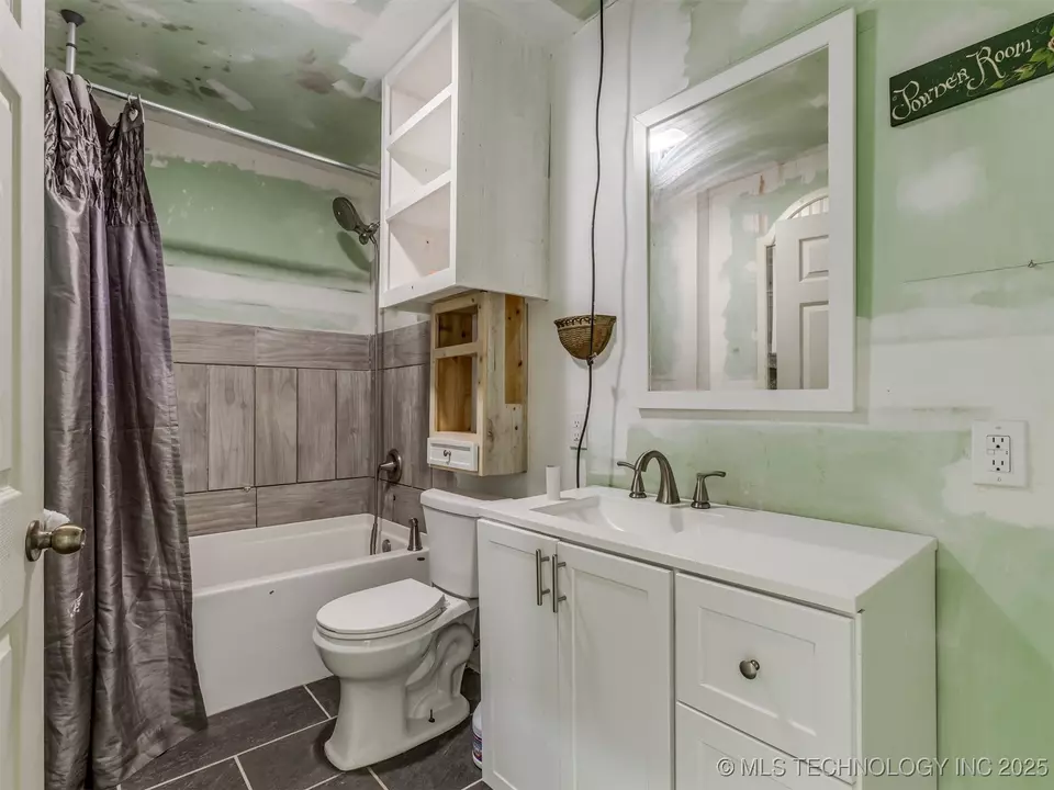 Bath - 56161 S Highway 48 Hwy, Cleveland, OK 74020 photo 1 of 2