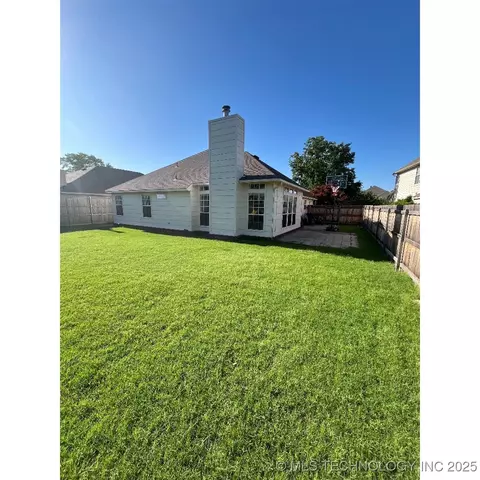 19416 E 38th St S, Broken Arrow, OK 74014 photo 3