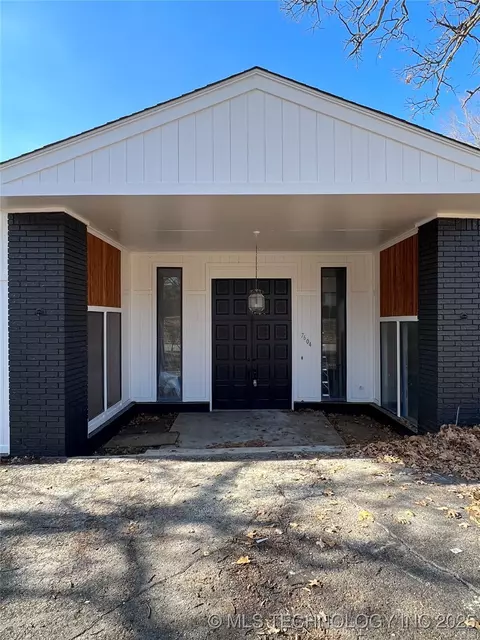 4606 E 76th St, Tulsa, OK 74136 photo 1