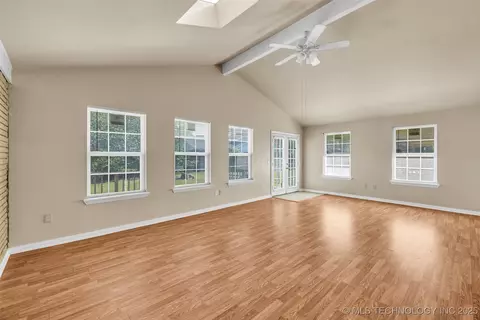 9429 E 36th St, Tulsa, OK 74145 photo 15