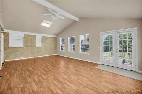 9429 E 36th St, Tulsa, OK 74145 photo 17