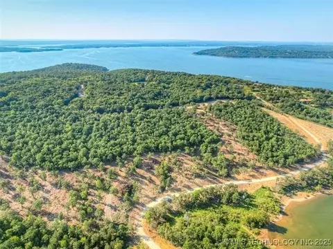 240 Patriot Pointe, Eufaula, OK 74432