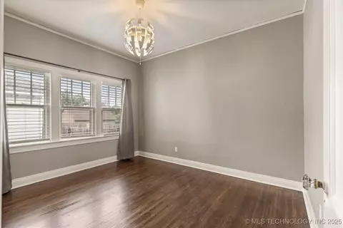 2305 E 13th St, Tulsa, OK 74104 photo 32