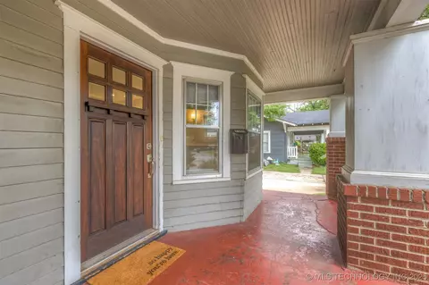 2305 E 13th St, Tulsa, OK 74104 photo 8
