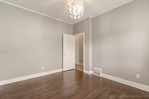 2305 E 13th St, Tulsa, OK 74104 photo 34