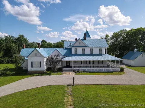 14 E Smith Ave, Mcalester, OK 74501