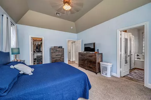 2827 Abbey, Ada, OK 74820 photo 17