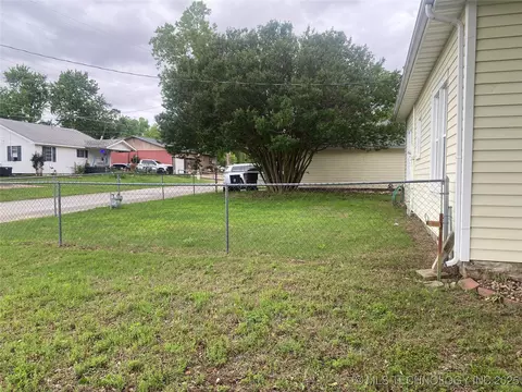 301 Elm Ave, Eufaula, OK 74432 photo 6
