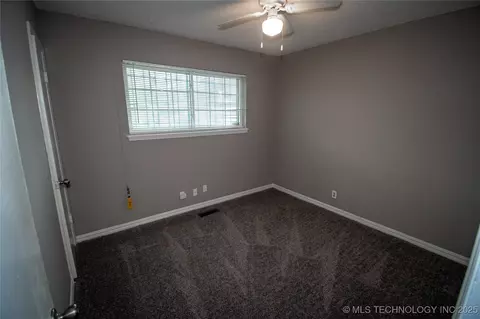 11612 E 28th St, Tulsa, OK 74129 photo 18