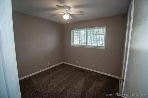 11612 E 28th St, Tulsa, OK 74129 photo 10