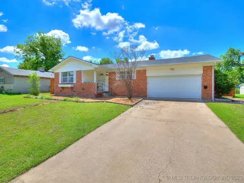 1518 E 58th St, Tulsa, OK 74105