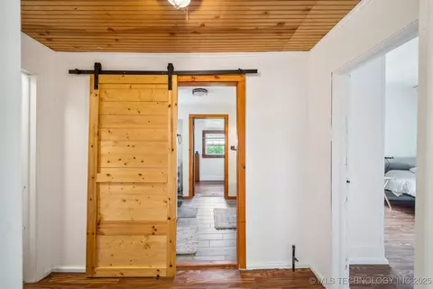Entry Way - 11029 N 367th Rd, Okemah, OK 74859 photo 2 of 3