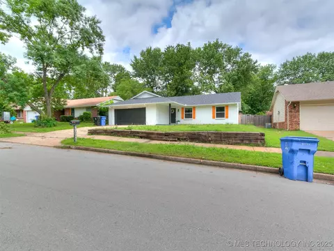 316 E Austin St, Broken Arrow, OK 74011 photo 3