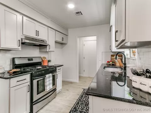 316 E Austin St, Broken Arrow, OK 74011 photo 34