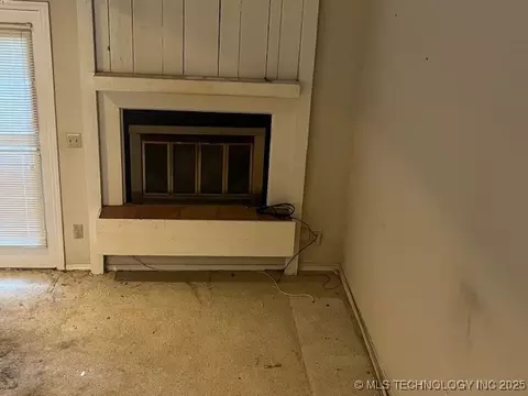 2219 E 55th Court S 2219, Tulsa, OK 74105 photo 8