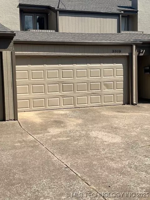 2219 E 55th Court S 2219, Tulsa, OK 74105 photo 4