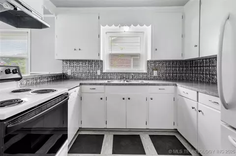 7820 E 4th St, Tulsa, OK 74112 photo 11