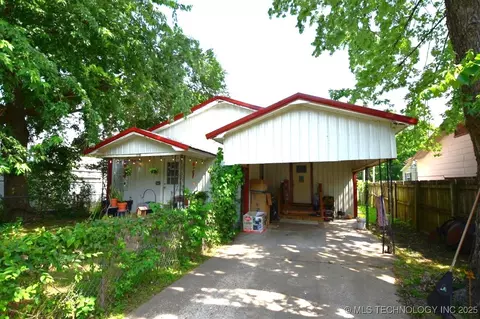 205 W Dogwood, Stilwell, OK 74960
