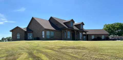 7400 E Prairie View Rd E, Kenefic, OK 74748