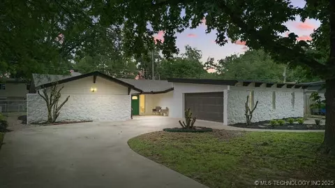 2223 E 54th St, Tulsa, OK 74105