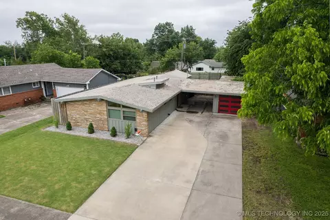 5770 E 26th St, Tulsa, OK 74114 photo 3